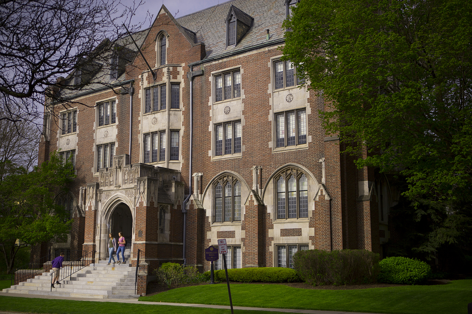  Elmira College 